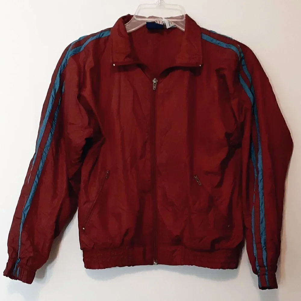 Kid's MAX ACTIVE Nylon Lightweight Jacket; Burgundy; Zipper; Zip Pockets; Size M